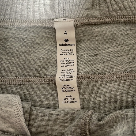 Lululemon Can You Feel the Pleats Pants - Picture 4 of 4